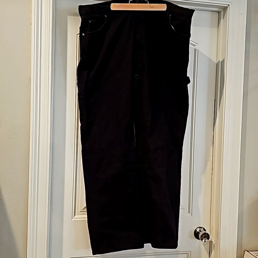 Mens black  Dickies 40/32 work pants worn once
